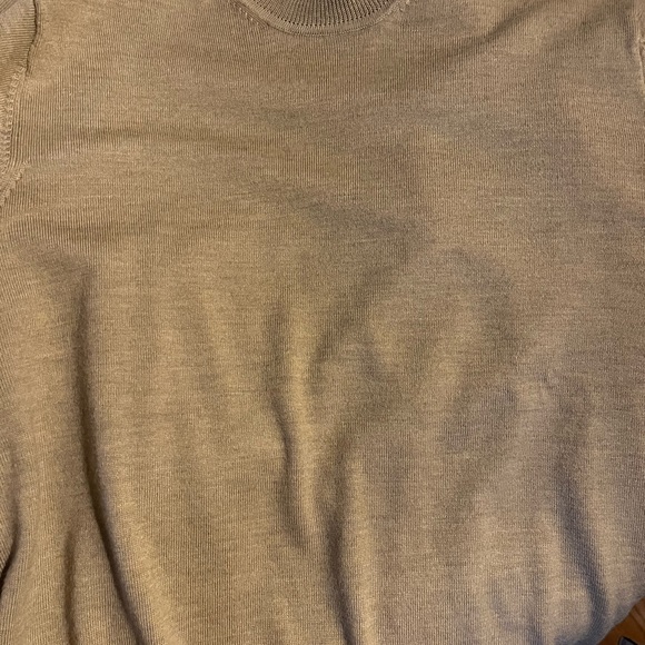 Brooks Brothers Women’s Large Beige Sweater - Picture 2 of 3